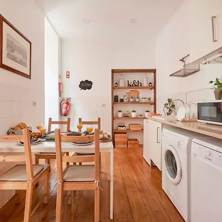 Casa Portuguesa Fanqueiros Apartment *